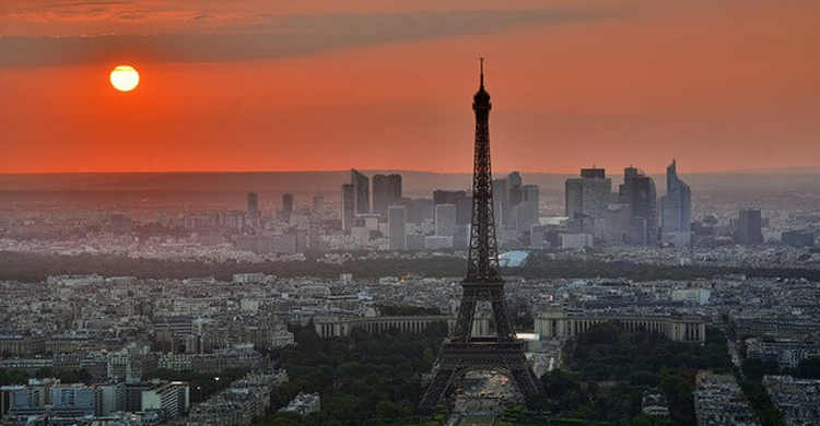 ভিসা আবেদনের প্রক্রিয়া এবং প্রয়োজনীয় নথি